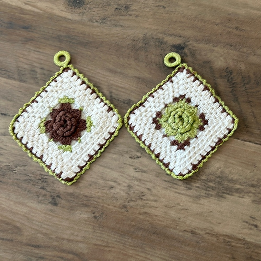 🔥🔥Set of 2 Retro Pot Holder Granny Square 5 inches